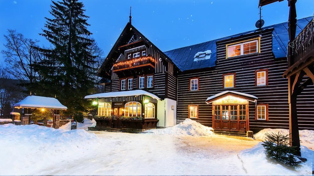 Hotel Tri Ruze Špindlerŭv Mlýn Exterior foto